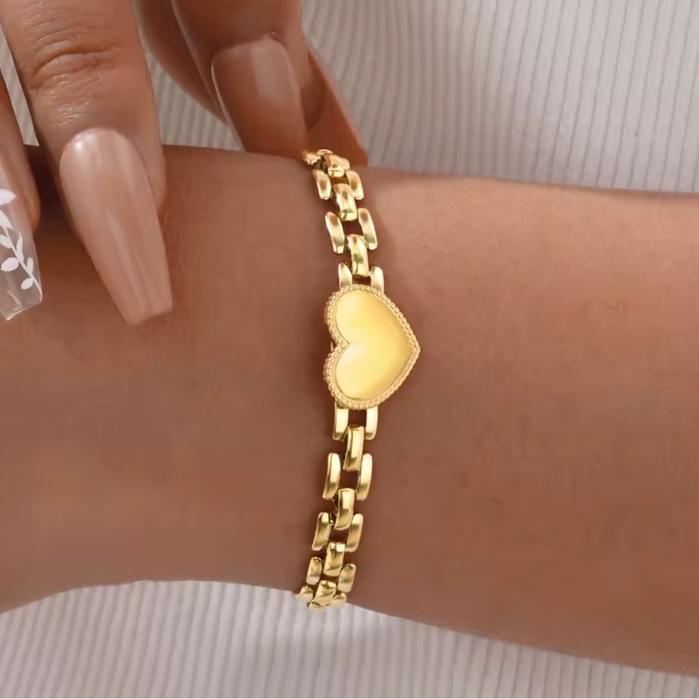 New! 18k gold plated stainless steel unique adjustable waterproof Heart Bracelet - Picture 6 of 8